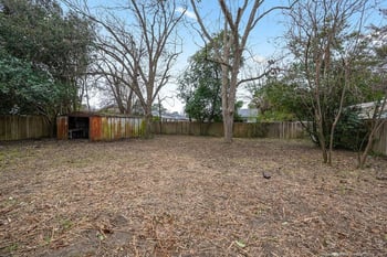 6561 Winthrop Dr, Fayetteville, NC 28311