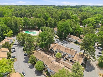 6562 English Oaks Dr, Raleigh, NC 27615