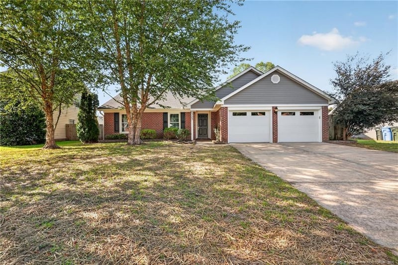 6563 Brookshire St, Fayetteville, NC 28314
