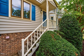 6564 English Oaks Dr, Raleigh, NC 27615