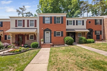 6565 New Market Way, Raleigh, NC 27615
