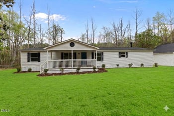 6568 Celestial Pine Dr, Hope Mills, NC 28348