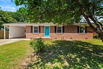 6569 Cushing Dr, Fayetteville, NC 28311
