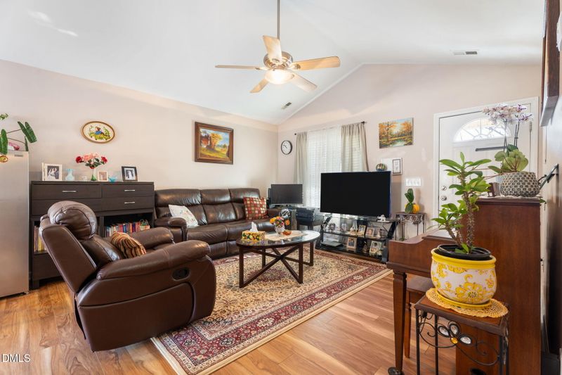 657 Flaherty Ave, Wake Forest, NC 27587