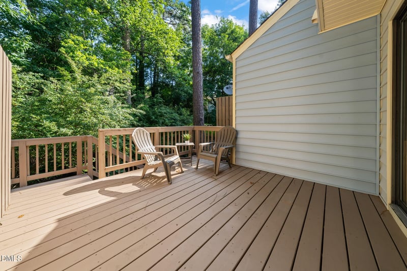 6575 English Oaks Dr, Raleigh, NC 27615