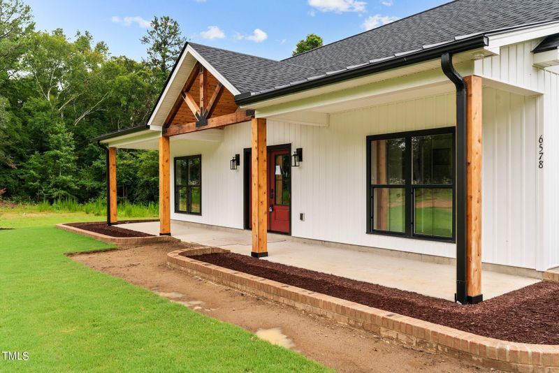 6578 River Rd, Fuquay Varina, NC 27526