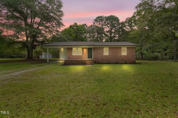 658 Love Grove Church Rd, Sanford, NC 27332