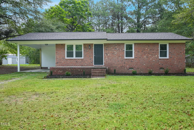 658 Love Grove Church Rd, Sanford, NC 27332