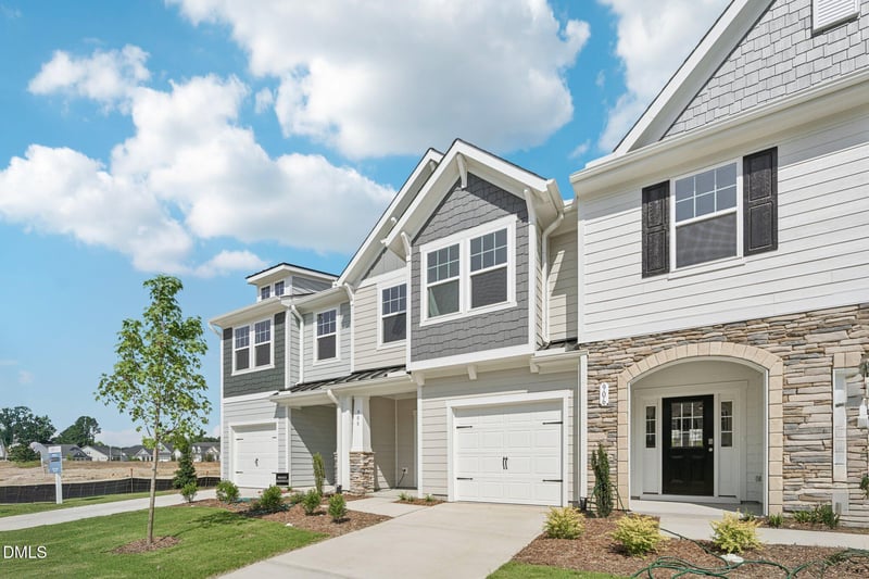 658 Sefton Park Dr, Zebulon, NC 27597