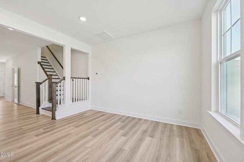 658 Sefton Park Dr, Zebulon, NC 27597