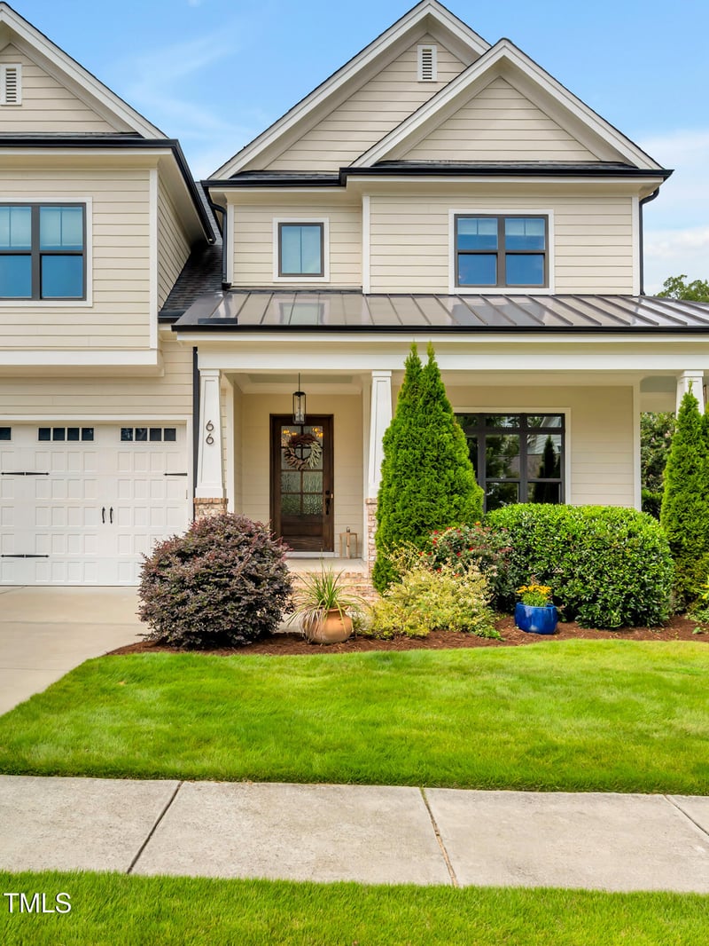66 Ashwood Dr, Chapel Hill, NC 27516