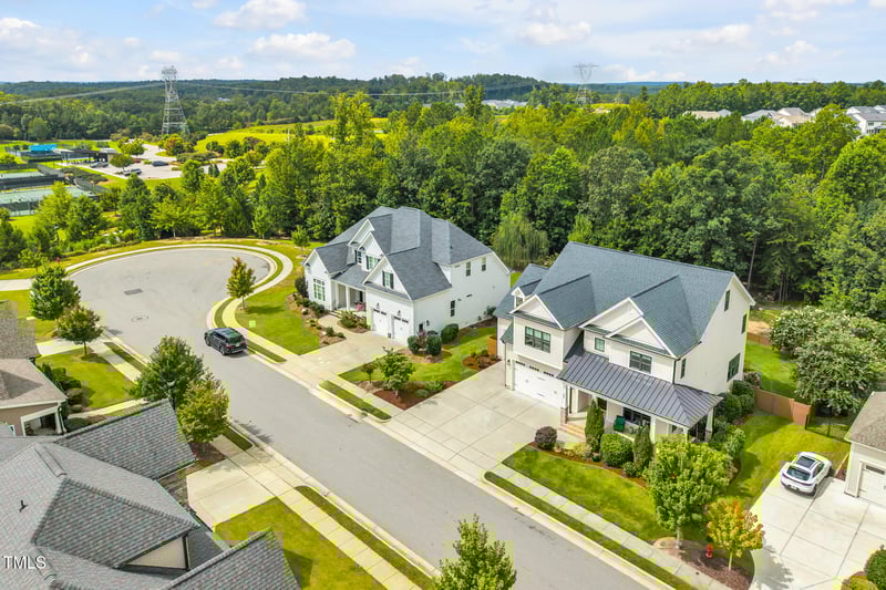 66 Ashwood Dr, Chapel Hill, NC 27516
