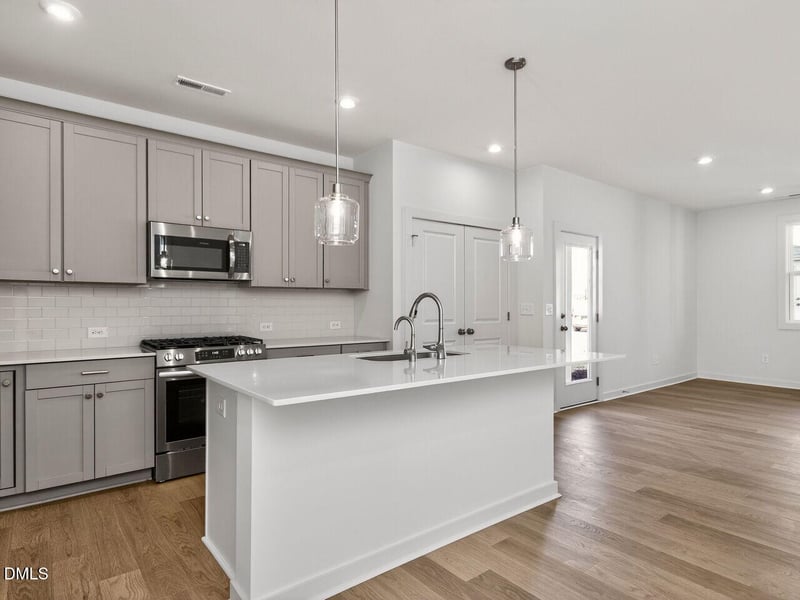 66 Broadoak Ln, Pittsboro, NC 27312