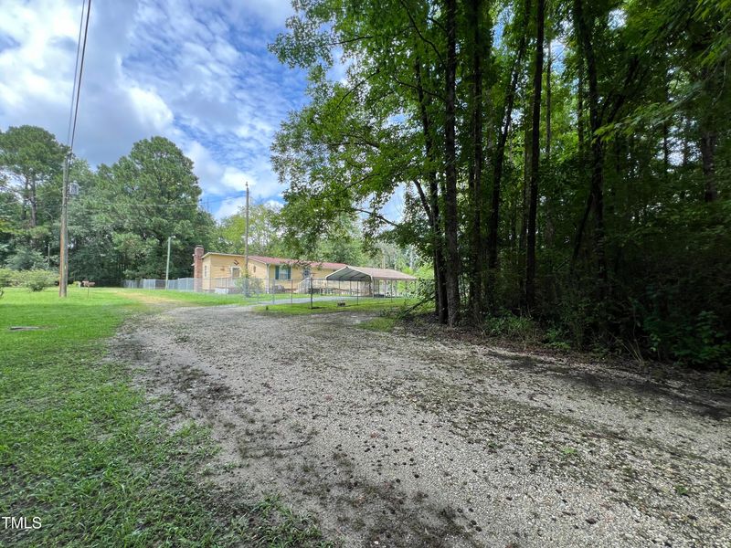 66 Canoe Ln, Erwin, NC 28339