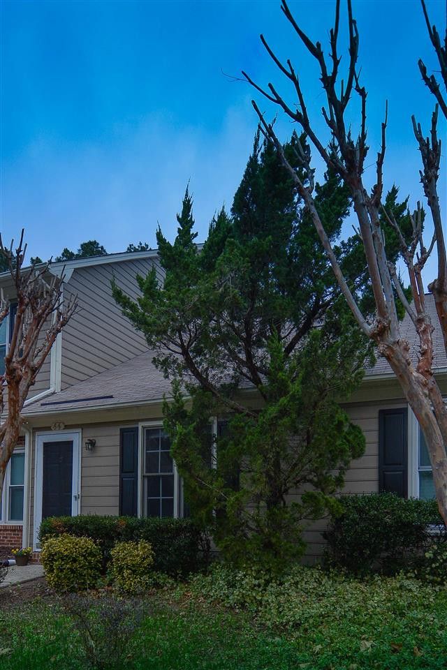 66 Crystal Oaks Ct, Durham, NC 27707
