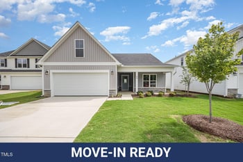 66 Emily Gardens Dr, Selma, NC 27576