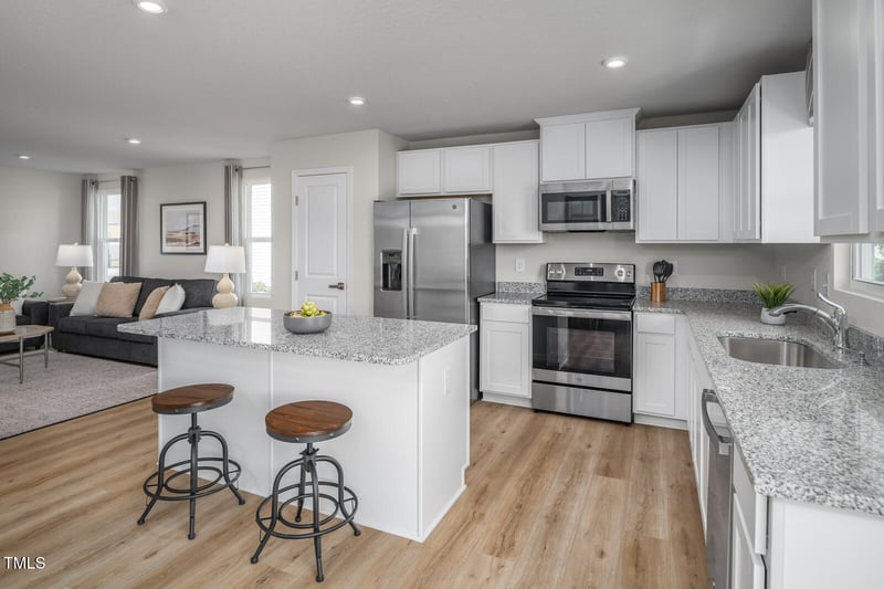66 Furley St, Sanford, NC 27330
