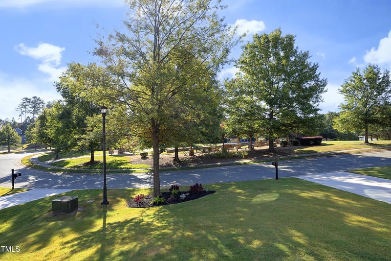 66 N Holiday Dr, Pittsboro, NC 27312