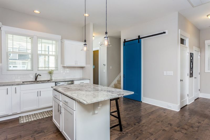 66 Monarch Trl, Chapel Hill, NC 27516