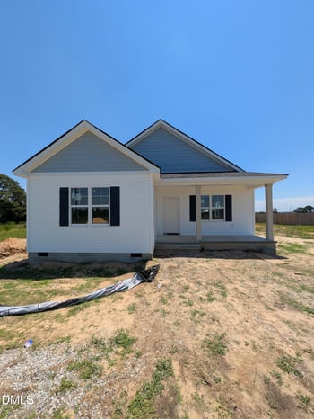 66 Ravenwind Ln, Lillington, NC 27546