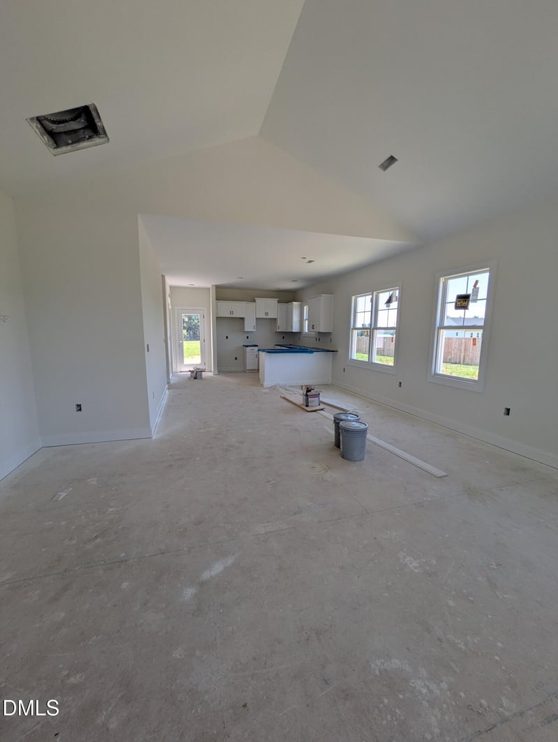 66 Ravenwind Ln, Lillington, NC 27546