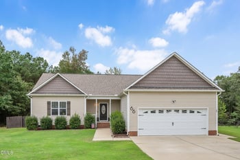 66 Scooter Cir, Four Oaks, NC 27524