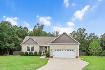 66 Scooter Cir, Four Oaks, NC 27524