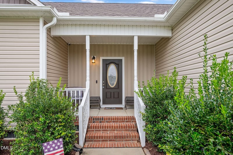 66 Scooter Cir, Four Oaks, NC 27524