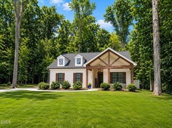 660 Corregidor St, Mebane, NC 27302