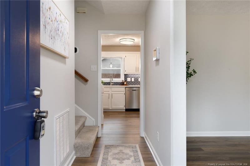 660 Daharan Dr, Fayetteville, NC 28314