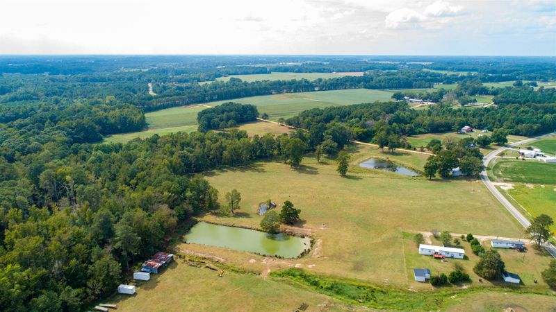 660 Noah Rd, Benson, NC 27503