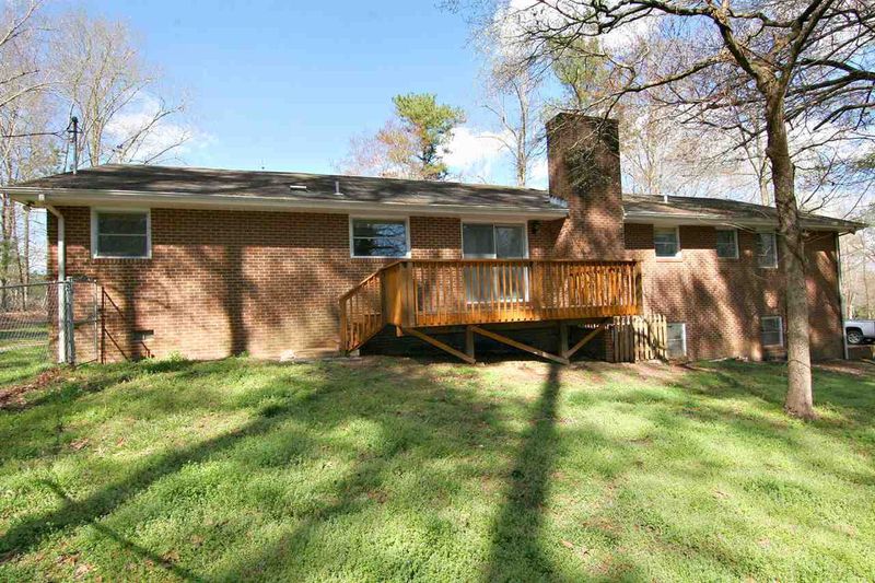 6600 Battle Bridge Rd, Raleigh, NC 27610
