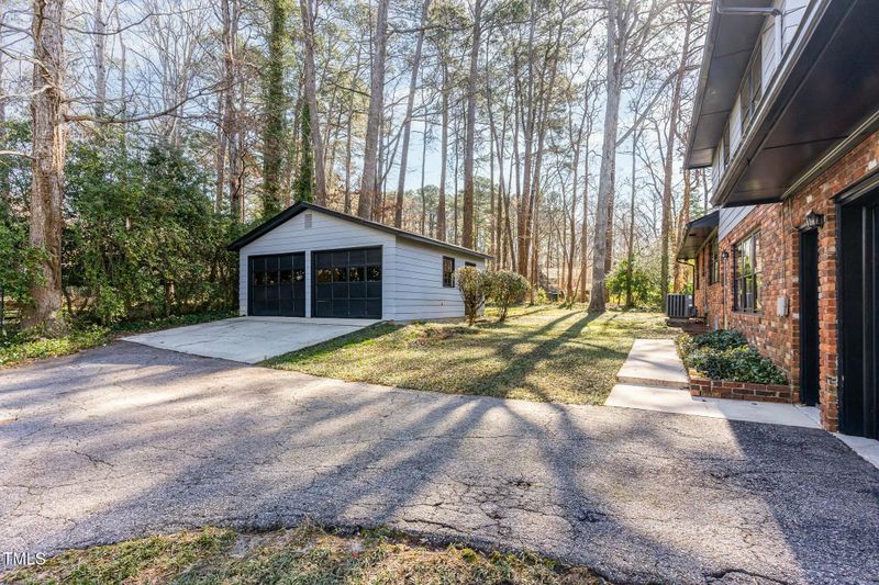 6600 Clinton Pl, Raleigh, NC 27607