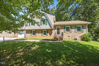 6600 Coach Light Cir, Raleigh, NC 27613