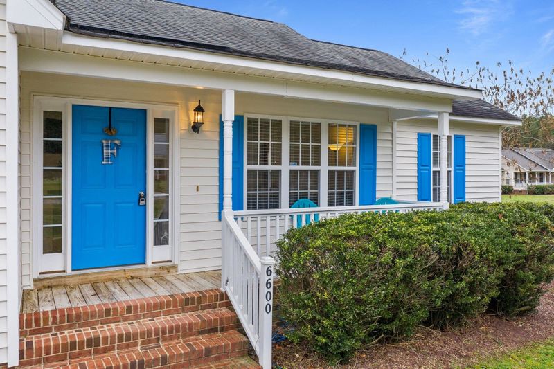 6600 Eagles Crossing Dr, Wendell, NC 27591