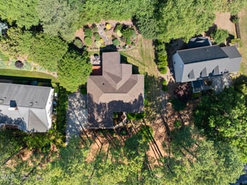 6600 Glen Forrest Dr, Chapel Hill, NC 27517