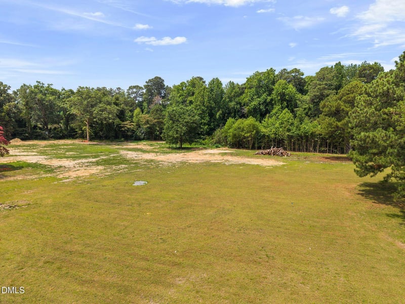 6600 Sunset Lake Rd, Fuquay Varina, NC 27526