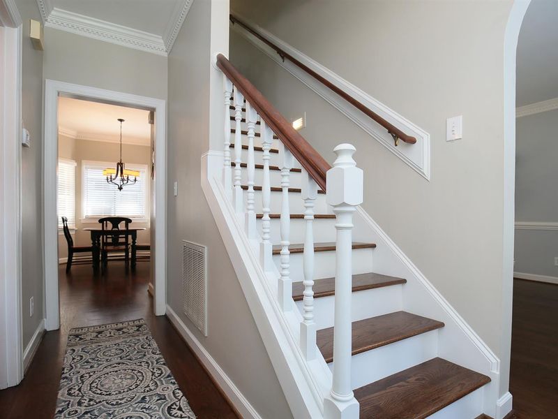 6600 Tealbriar Dr, Raleigh, NC 27615