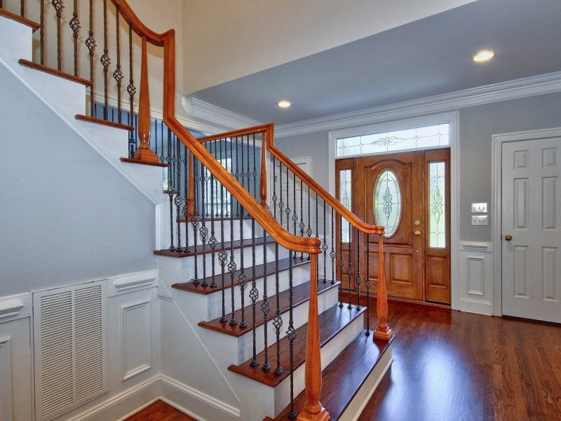 6600 Viceroy Dr, Raleigh, NC 27613