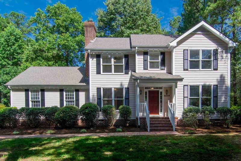 6602 Falconbridge Rd, Chapel Hill, NC 27517