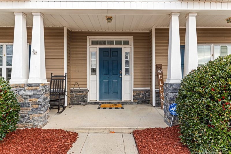 6602 Planters Row Dr, Hope Mills, NC 28348