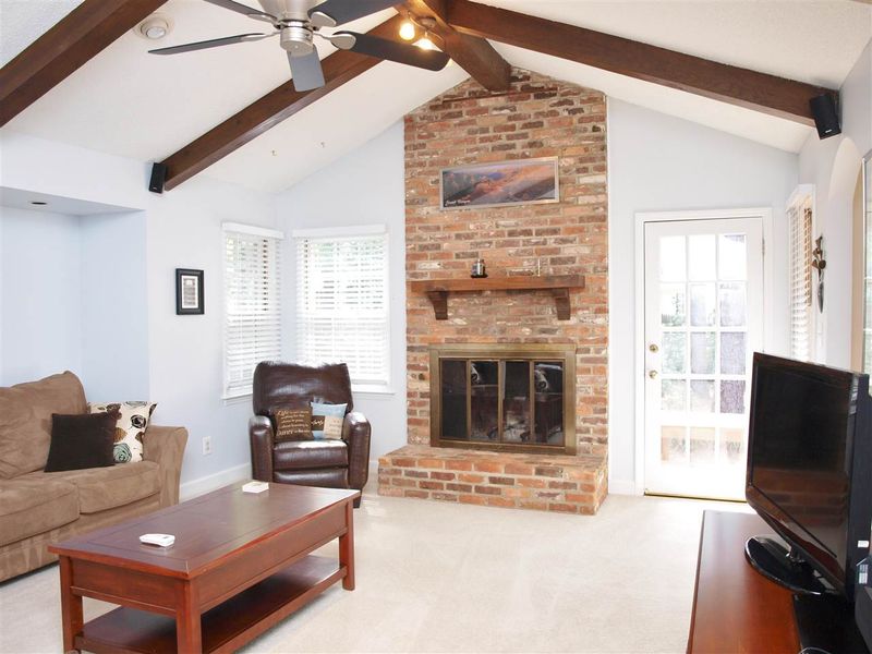 6604 Ashworth Ct, Raleigh, NC 27615