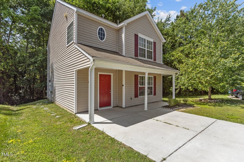 6604 Frogstool Ln, Raleigh, NC 27610