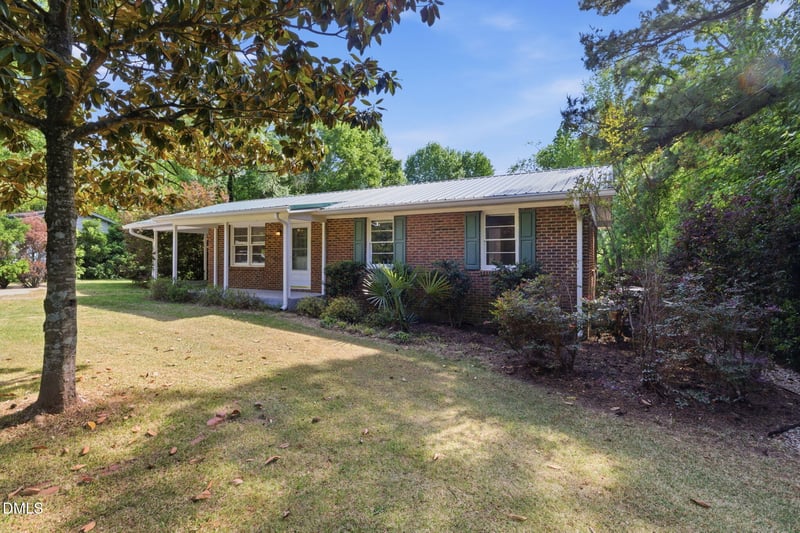 6604 Rex Rd, Holly Springs, NC 27540