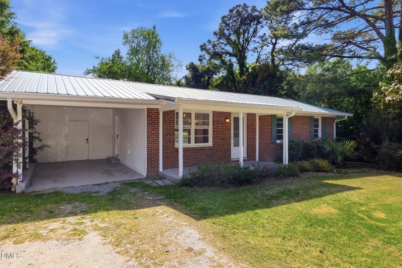 6604 Rex Rd, Holly Springs, NC 27540