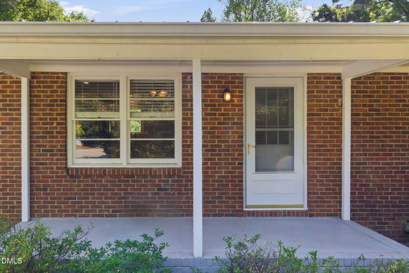 6604 Rex Rd, Holly Springs, NC 27540