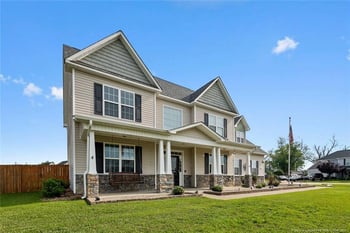6604 Running Fox Rd, Hope Mills, NC 28348