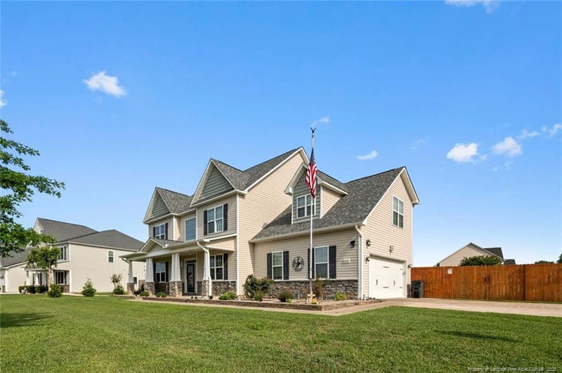 6604 Running Fox Rd, Hope Mills, NC 28348