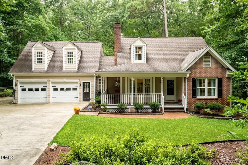 6604 Willow Chase Dr, Willow Springs, NC 27592