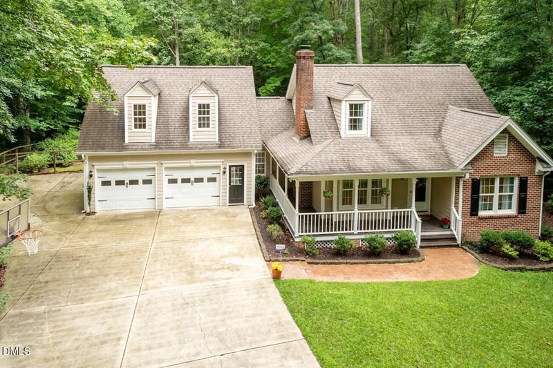 6604 Willow Chase Dr, Willow Springs, NC 27592